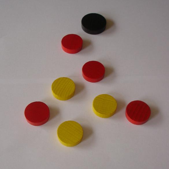 I dette eksempel er det røde hold tættest på jacken. Rødt hold har to røde disks som er tættere på jacken end den tætteste gule disk. Derfor scorer rødt hold 2 point. De scorer ikke point for deres øvrige disk.