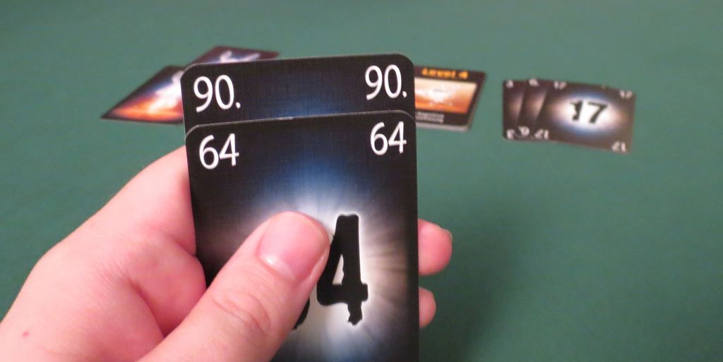 Hvornår tør du spille kort 64?